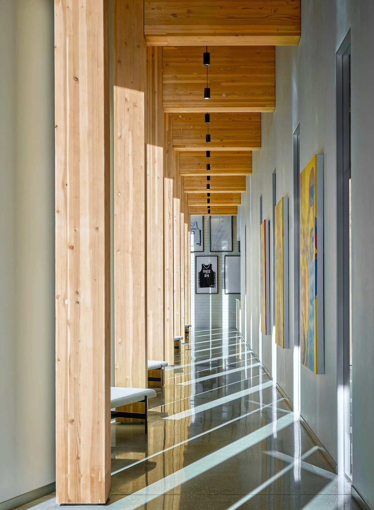 P23638 00 Spurs Perf Ctr N116 copy resized WEB